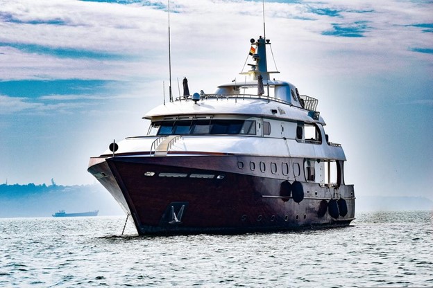 boat import Australia, international boat shipping, marine logistics Australia