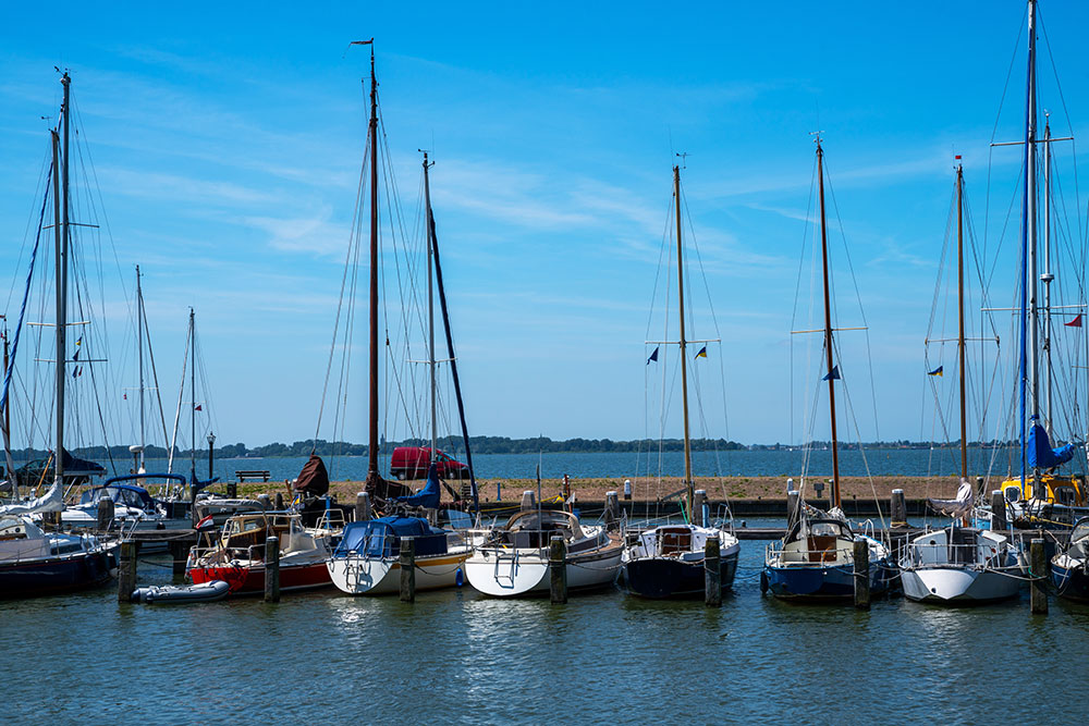 shipping a sailboat to Australia, sailing into Australia, yacht customs clearance Australia